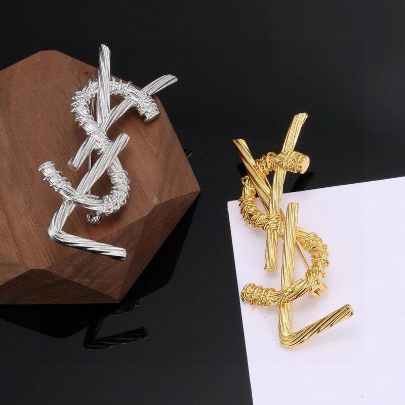 YSL Brooch 04yxh01